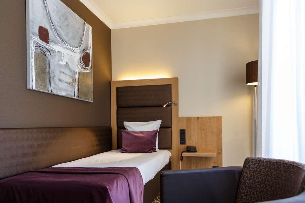 Hotel Restaurant Van Der Valk Nivelles-Sud Kamer foto